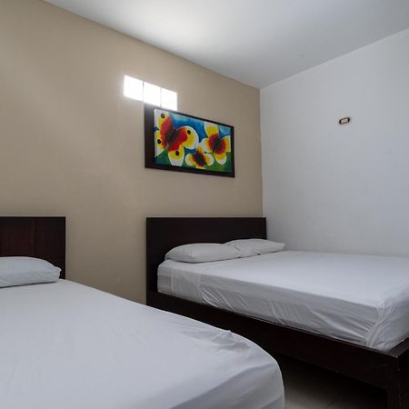 Genesis Hotel Sincelejo Bagian luar foto