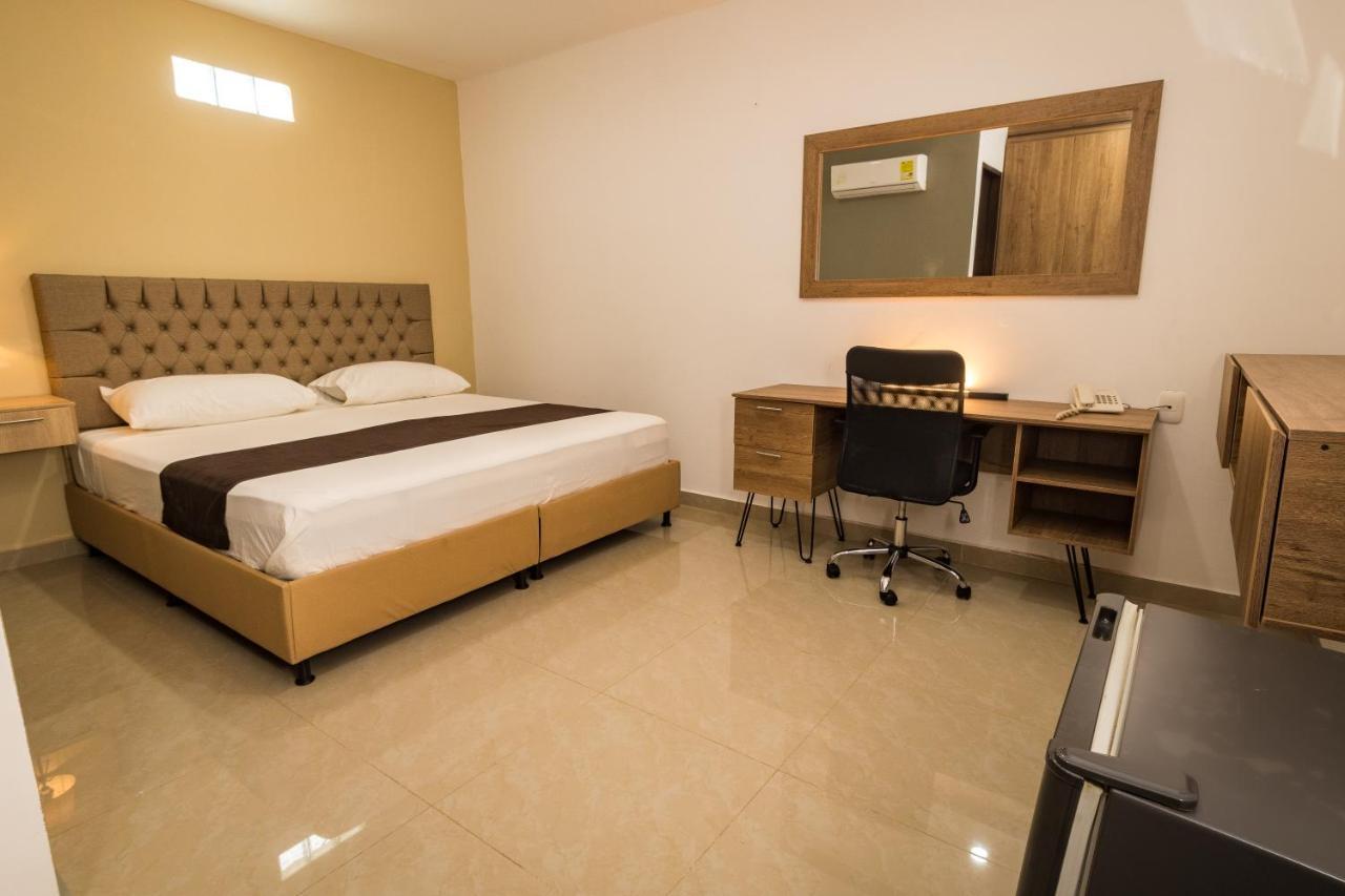 Genesis Hotel Sincelejo Bagian luar foto
